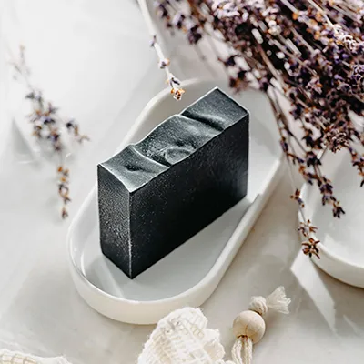 Mydło węglowe Miodowej Mydlarni