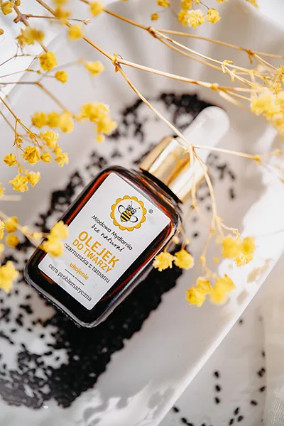 Czarnuszka z Tamanu - olejek do twarzy