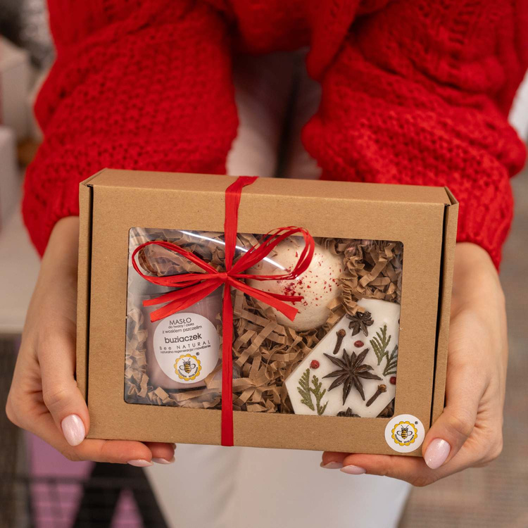 zestaw masło BUZIACZEK + półkula TRUSKAWKA + ZAWIESZKA DEKORACYJNA