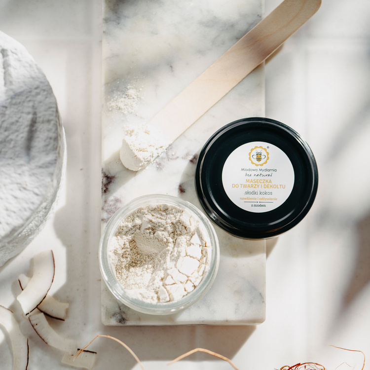 Słodki Kokos - nawilżająca i delikatna maseczka do twarzy i dekoltu