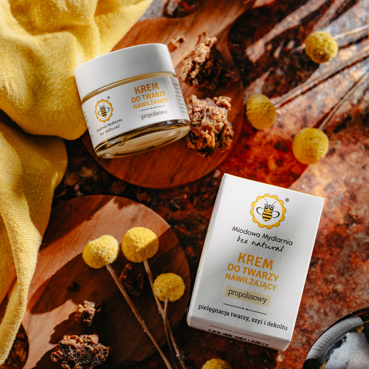 Propolisowy Nawilżający - krem na dzień do twarzy, szyi i dekoltu
