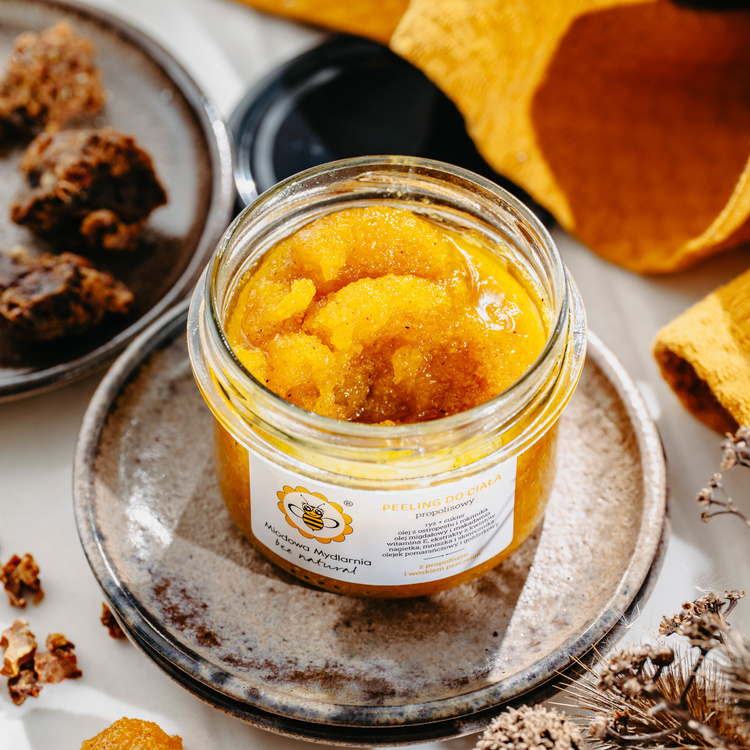 Propolisowy - peeling do ciała