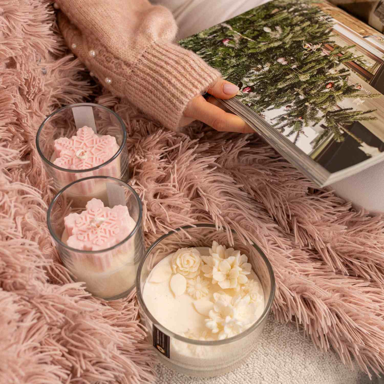 Gwiazda Różowa - bezzapachowa świeca sojowa