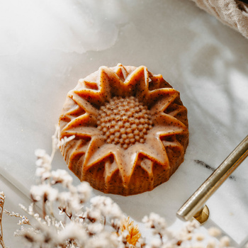 Peeling Morelowy - mydło naturalne z jedwabiem, miodem i glinką białą