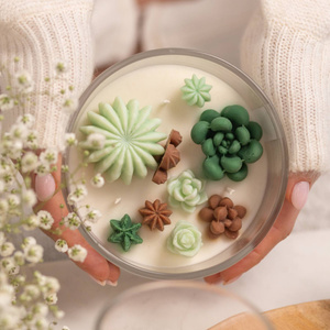 Zielone Kaktusy - bezzapachowa świeca sojowa