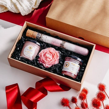 Zestaw Różowy - Masło, Peeling, Sól i Świeca